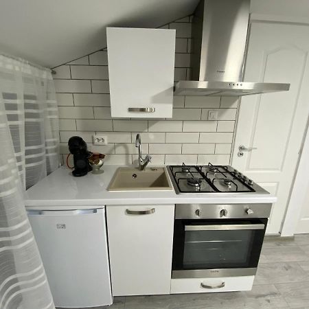Apartament La Sika Orsova Ngoại thất bức ảnh