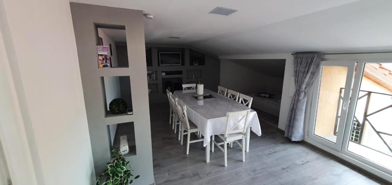 Apartament La Sika Orsova Ngoại thất bức ảnh