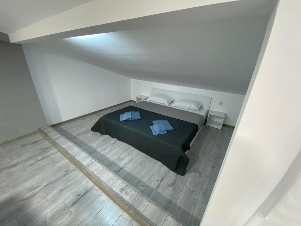 Apartament La Sika Orsova Ngoại thất bức ảnh